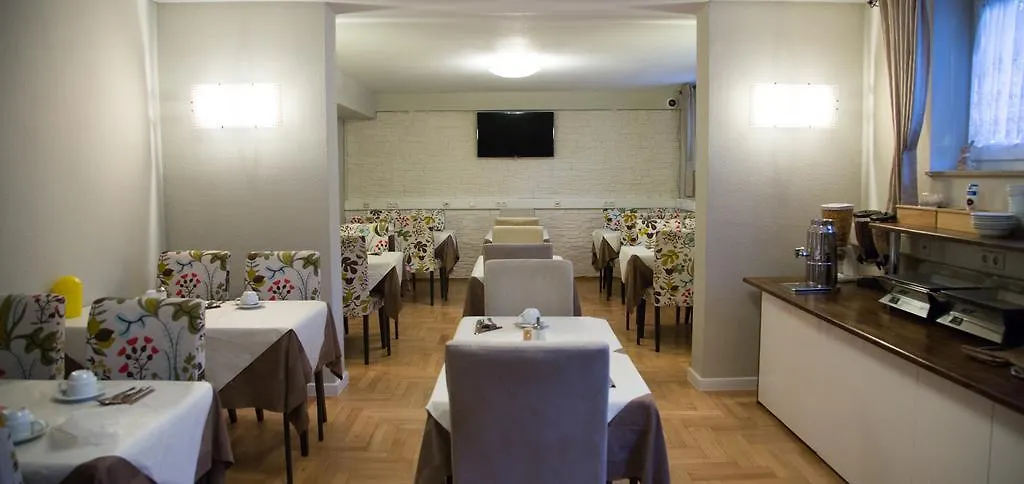 Garni Hotel Roedelheimer Hof Frankfurt am Main Germany